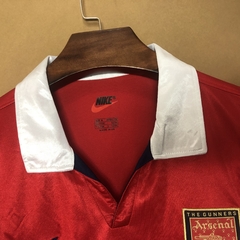 CAMISA RETRÔ DO ARSENAL - BERGKAMP 10 - HOME 1999/00 na internet