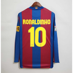 CAMISA RETRÔ DO BARCELONA - RONALDINHO HOME MANGA LONGA 07/08 (PATCH LA LIGA)
