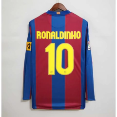 CAMISA RETRÔ DO BARCELONA - RONALDINHO HOME MANGA LONGA 07/08 (PATCH LA LIGA)