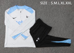 CONJUNTO AGASALHO DO TOTTENHAM - CREME 24/25 - comprar online