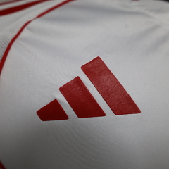 CAMISA DO RIVER PLATE VERSÃO JOGADOR - HOME 24/25 - NETSHIRTS