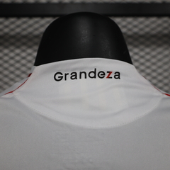 CAMISA DO RIVER PLATE VERSÃO JOGADOR - HOME 24/25 - NETSHIRTS