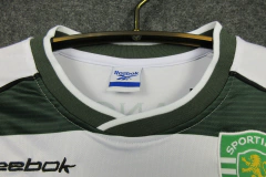 CAMISA RETRÔ DO SPORTING LISBOA - RONALDO 28 - HOME 01/03 - NETSHIRTS