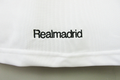 CAMISA RETRÔ DO REAL MADRID - MANGA LONGA BECKHAM 23 - HOME 05/06