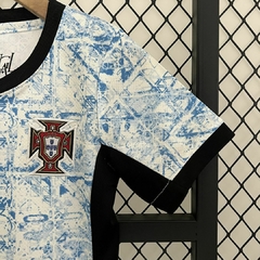 KIT INFANTIL PORTUGAL - AWAY 24/25 na internet