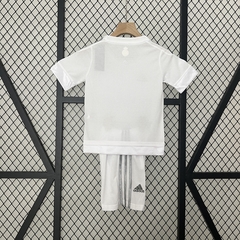KIT INFANTIL RETRÔ DO REAL MADRID - HOME 15/16 - loja online