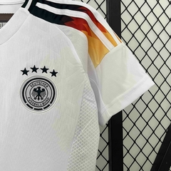 Imagem do CAMISA FEMININA DA ALEMANHA - HOME 24/25