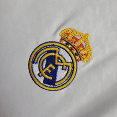 CAMISA FEMININA DO REAL MADRID - HOME 24/25 na internet