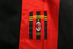 CAMISA RETRÔ DO MILAN - SHEVCHENKO 7 - HOME 98/99 na internet