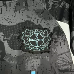 CAMISA DO BAYER LEVERKUSEN - THIRD 24/25 na internet