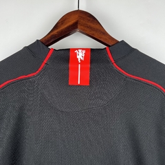CAMISA RETRO DO MANCHESTER UNITED - PRETA 07/08 na internet