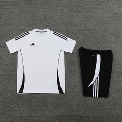 Imagem do CONJUNTO TREINO ADIDAS - BRANCO/PRETO 24/25