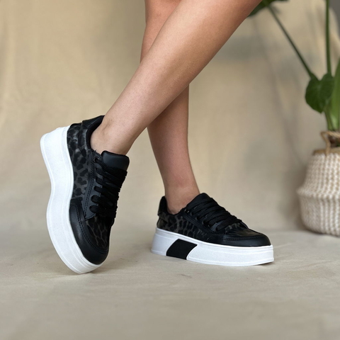 AMADORA NEGRO ANIMAL PRINT