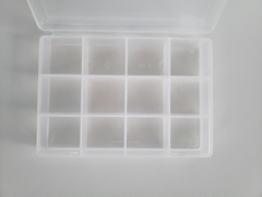 Caja Organizadora Plástica de 12 Divisiones con Tapa Rebatible en internet