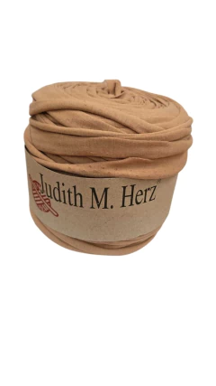 Smile Trapillo Importado de Judith M Herz - FaisaFlor Lanas