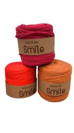 Smile Trapillo Importado de Judith M Herz - comprar online