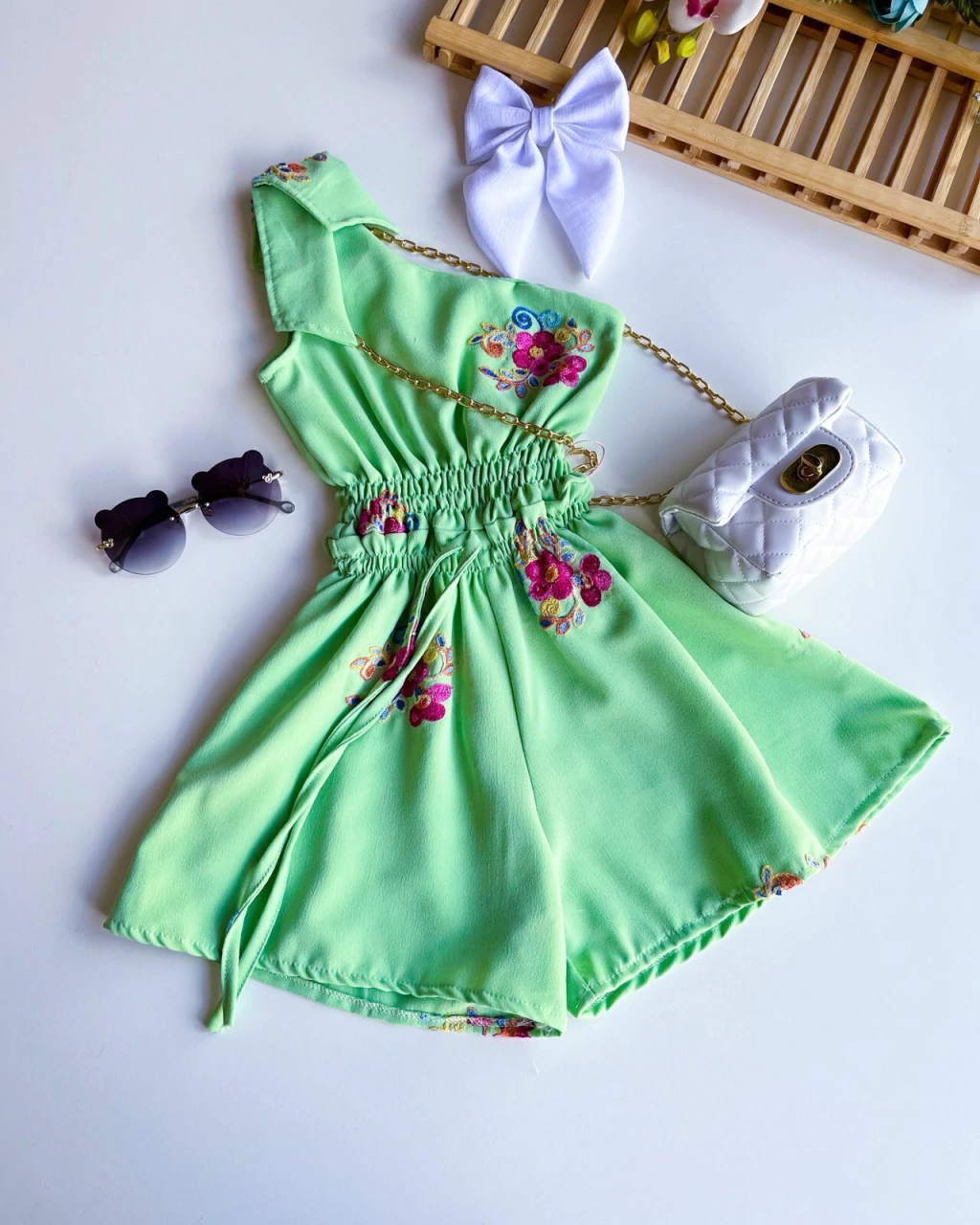 MACAQUINHO INFANTIL ALFAIATARIA BORDADO KIARA