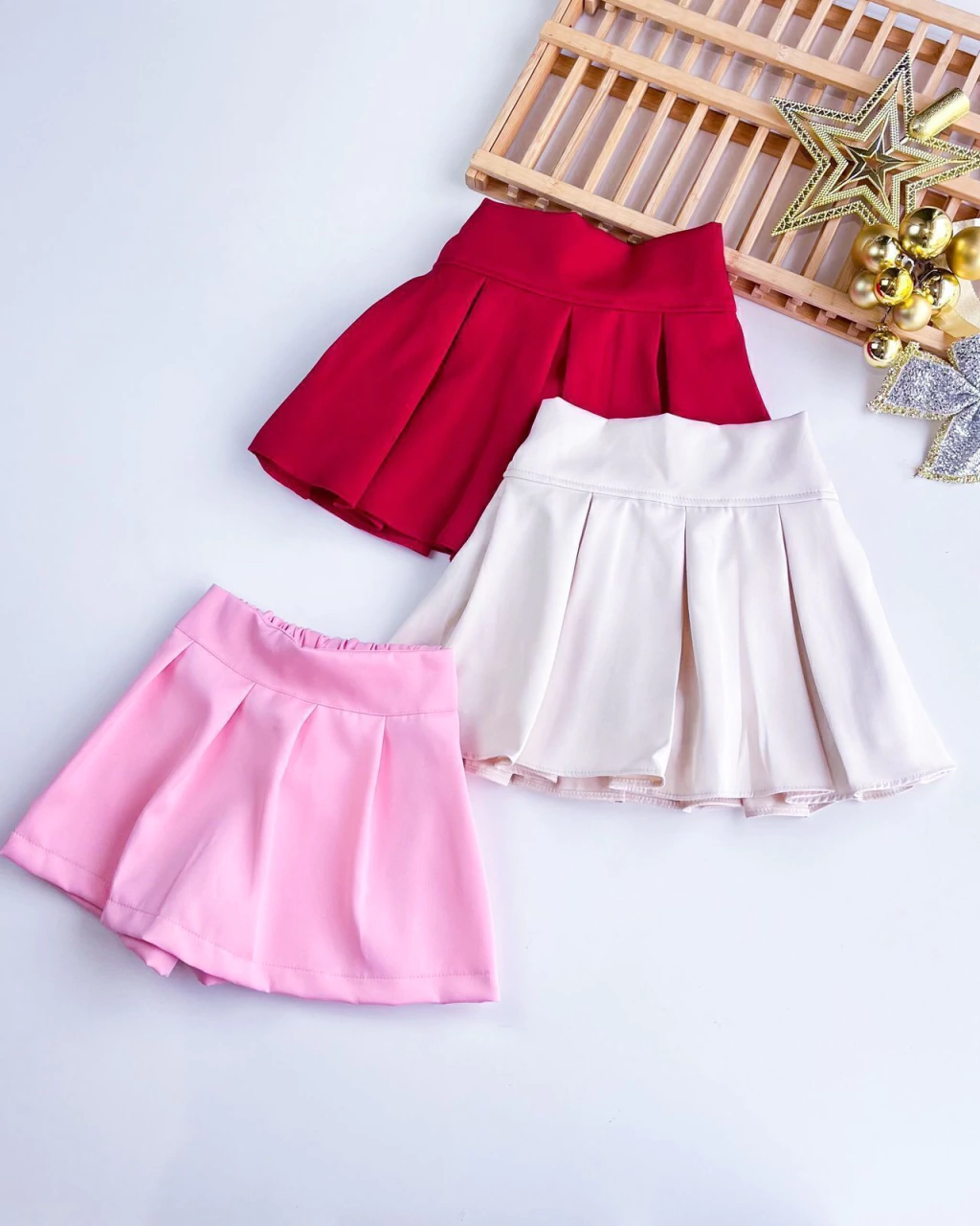 SAIA SHORT INFANTIL PLISSADA MEGHAN 4 A 10 ANOS