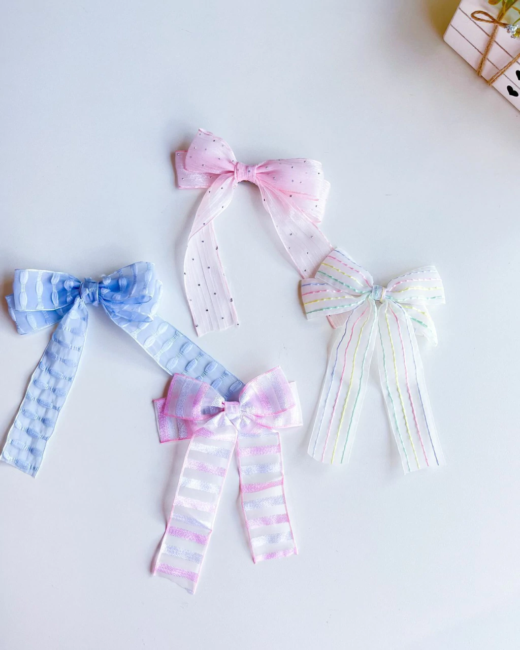 LAÇO INFANTIL ORGANZA LUXO