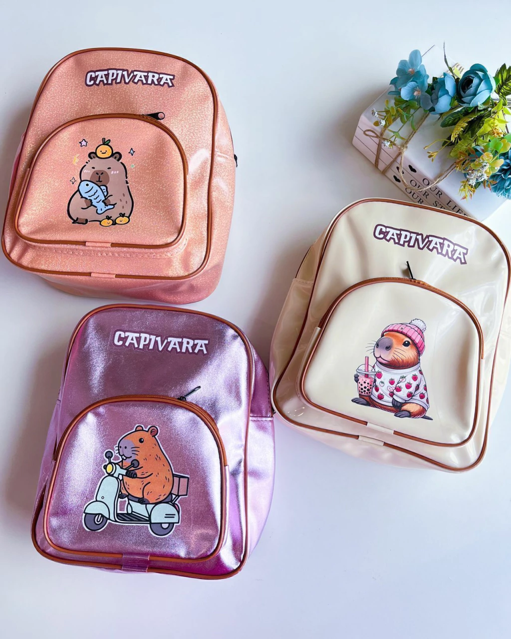MOCHILA INFANTIL CAPIVARA 30CM