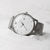 reloj plateado marca Valkur diseñado en argentina