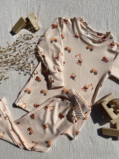 PIJAMA GRÚA - comprar online