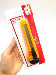 DELI CUTTER CLASIC 18 MM ( 328046 )