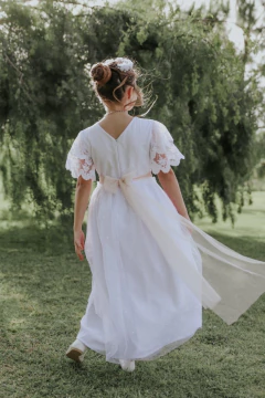 Diseño Rosedal Comunion - Vestido Soñado A PEDIDO en internet