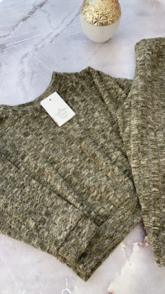 Buzo y Joggers Oliva