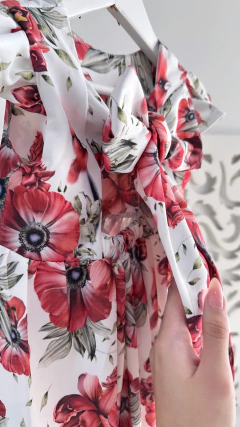 Vestido Gran Moño Cardenal en internet