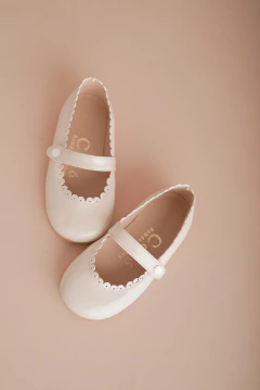 Ballerina Cocó con Botón de Nácar Beige - Cocó y Vestidos Soñados Cocó