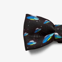 Corbatin para Perro ZeeDog Area 51 Bow Tie Small - comprar en línea