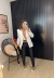 Blazer em alfaiataria com botões no punho - branco - Amor de Peça - Looks Femininos Estilosos, Loja de Roupa Feminina Online
