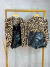 Camisa animal print com botões