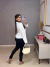 Camisa branca no crepe de alfaiataria com botões encapados e manguinha princesa - Amor de Peça - Looks Femininos Estilosos, Loja de Roupa Feminina Online