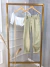 Calça jeans baggy - bege - Amor de Peça - Looks Femininos Estilosos, Loja de Roupa Feminina Online
