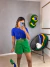 Short alfaiataria com bolso frontal - verde bandeira - loja online