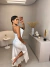 Vestido midi no cetim - branco - comprar online