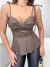 Blusa bata no tricoline com busto drapeado - marrom - loja online