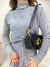 Cropped manga longa com gola alta em tricot - cinza - comprar online