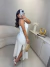 Vestido midi cetim com fenda lateral - off white - Amor de Peça - Looks Femininos Estilosos, Loja de Roupa Feminina Online
