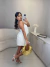 Blusa com babados frontais no crepe premium e amarração - off white - loja online