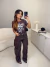 Calça jeans bolso cargo alcance - marrom café - loja online