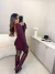 Vestido curto com aplicações de pérola manga longa e decote nas costas - burgundy - loja online