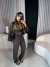 Calça alfaiataria reta com botão encapado - marrom - Amor de Peça - Looks Femininos Estilosos, Loja de Roupa Feminina Online