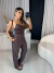 Calça alfaiataria reta com botão encapado - marrom - comprar online