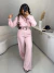 Macacão manga longa com cinto em couro - rosa - Amor de Peça - Looks Femininos Estilosos, Loja de Roupa Feminina Online