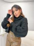 Max cropped em tricot premium gola alta com tramas - preto - comprar online