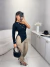 Blusa assimétrica canelada - preto