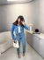 Jaqueta jeans com bolsos curta - lavagem média na internet